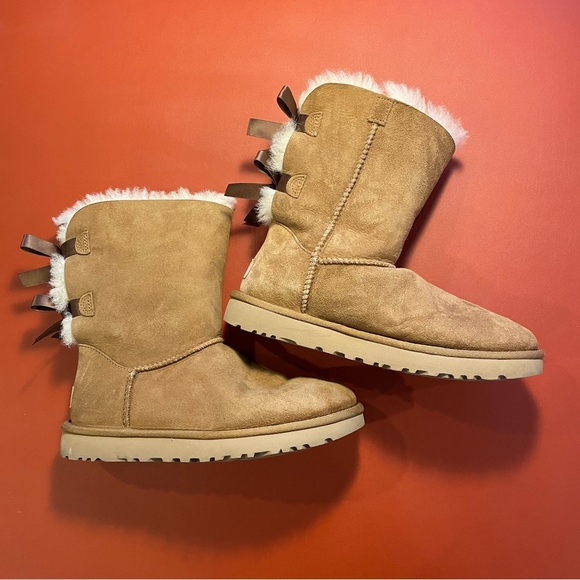 new UGG Bailey Bow 2 boots - Picture 2 of 9